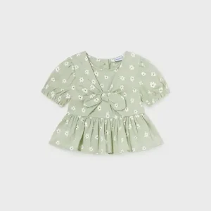 Top estampado nudo